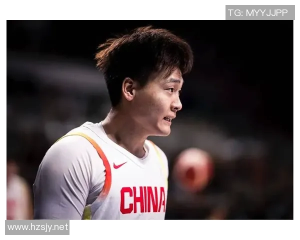 赵睿领衔新一代篮球明星崛起之路探索与挑战 赵睿领衔新一代篮球明星崛起之路探索与挑战