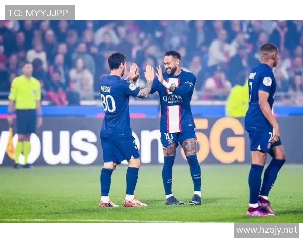 内马尔带伤破门，巴黎圣日耳曼客场险胜里昂继续保持领先优势